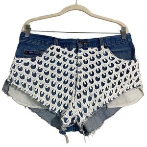 Urban Outfitters Re-Done High Rise Cutoff Denim Shorts Eyelet Lace Size Medium